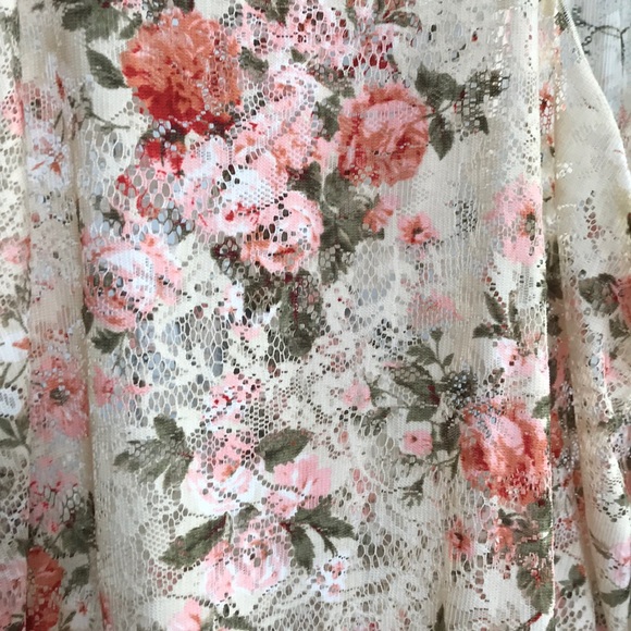 American Rag Lace Tank - Picture 6 of 13